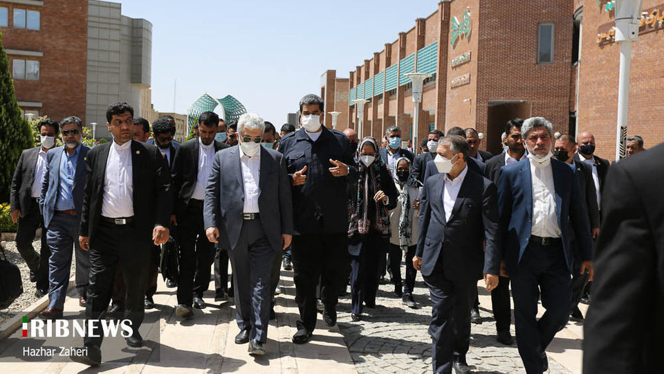 بازدید رییس جمهور ونزوئلا از پارک فناوری پردیس در تهران 