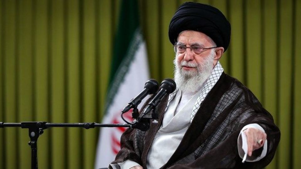 تأکید رهبر انقلاب به مسئولان در زمینه توسعه صنایع و شرکت‌های خلاق