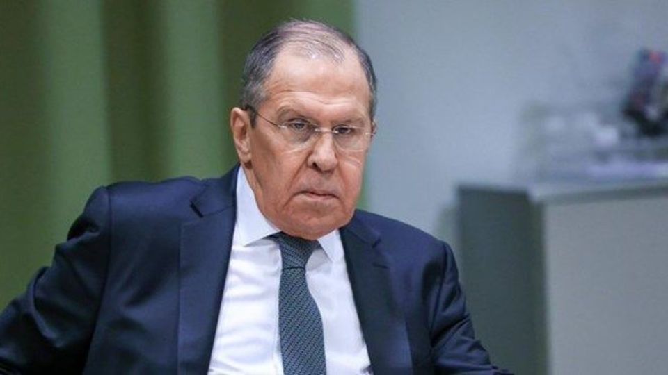 لاوروف: روسیه حق دارد درباره اینکه چه چیزی برایش تهدید است تصمیم بگیرد 