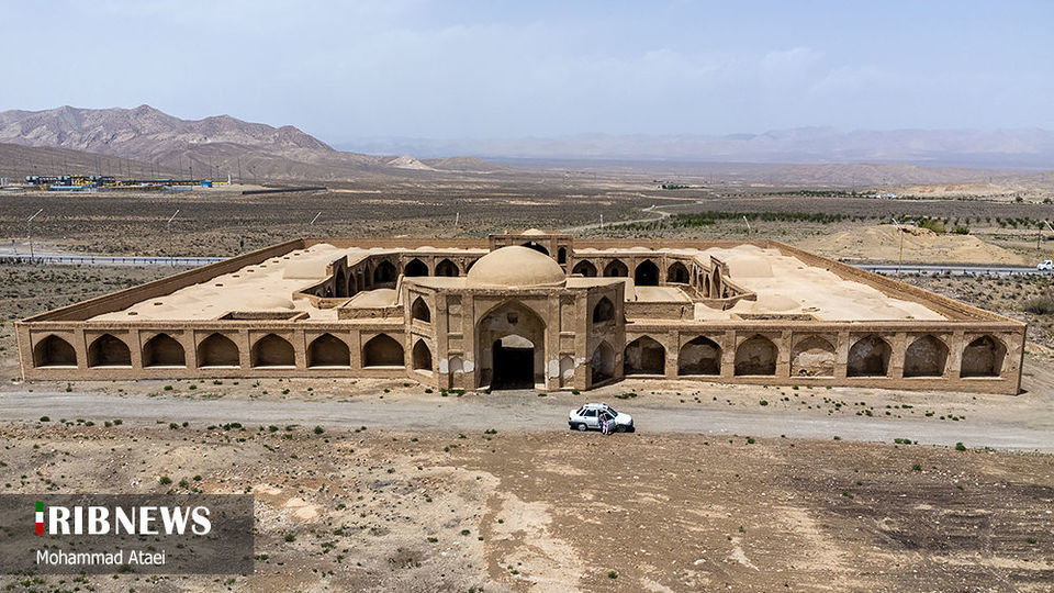 کاروانسرای سنگی آهوان، بنای تاریخی در سمنان 