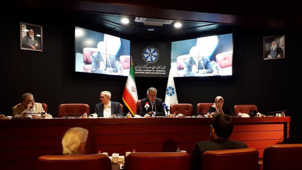 دفاع بخش خصوصی از تصمیم شجاعانه دولت در حذف ارز ۴۲۰۰ تومانی