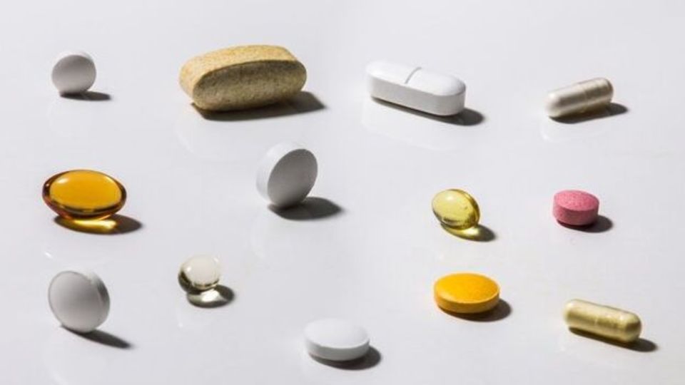 خرید مکمل‌های ویتامین پول هدر دادن است