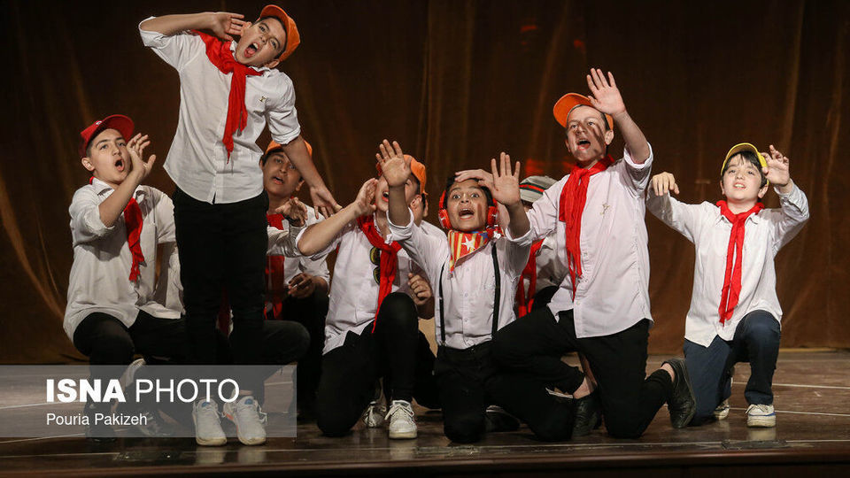 بیست وهفتمین جشنواره بین المللی تئاتر کودک و نوجوان - همدان