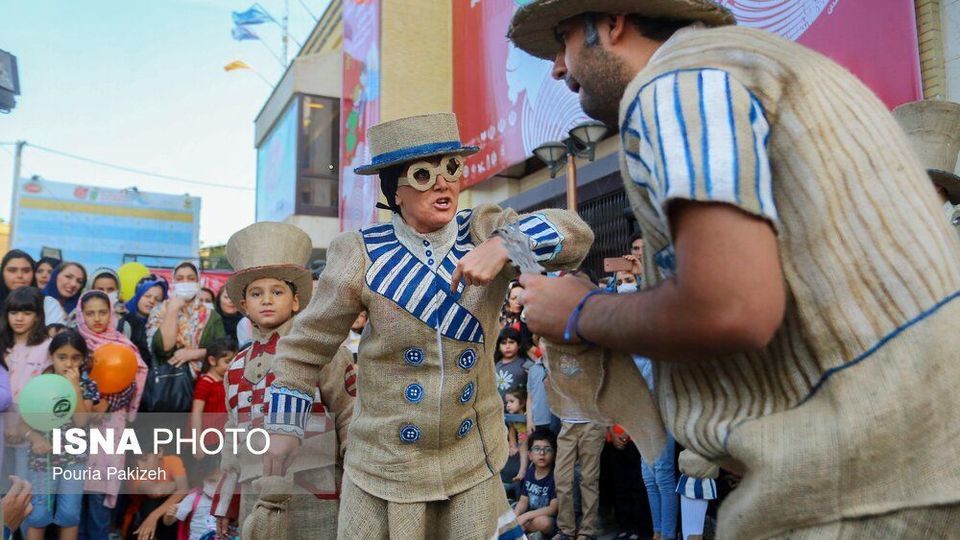 بیست وهفتمین جشنواره بین المللی تئاتر کودک و نوجوان - همدان