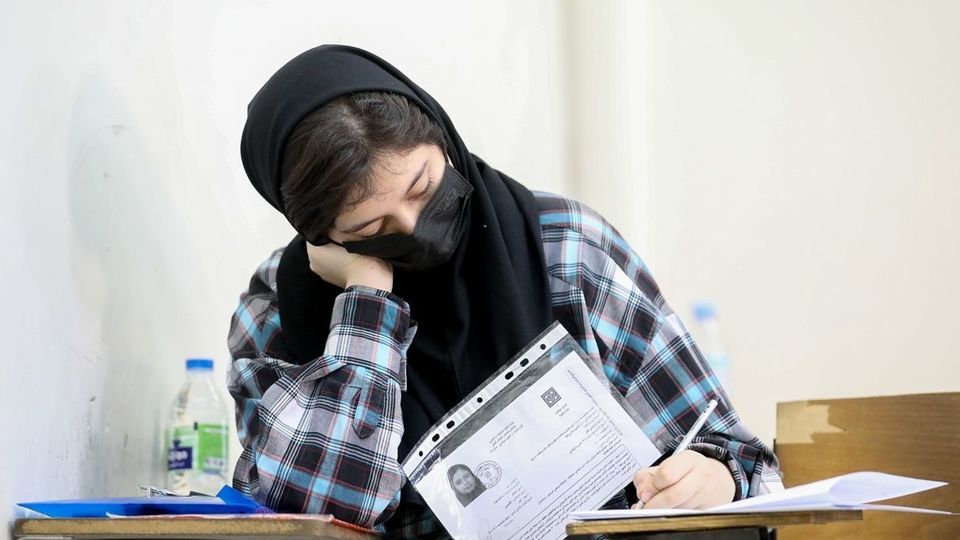  آزمون سراسری ۱۴۰۱ - گروه آزمایشی هنر