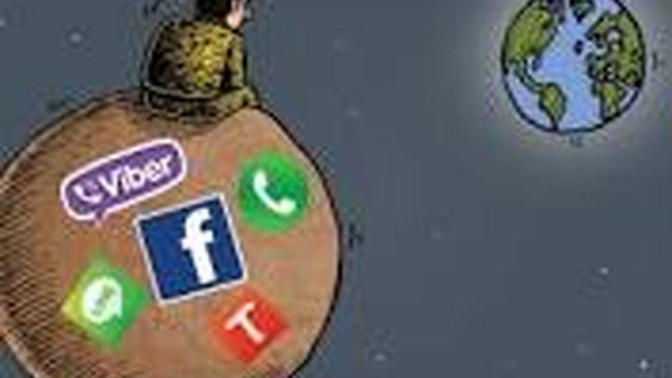 اینفوگرافیک / آیا می‌دانید هر روز چندساعت در فضای مجازی، زندگی می‌کنید؟