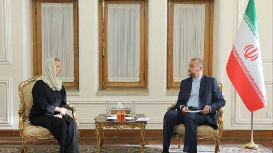 رایزنی سفیر جدید سوئیس در تهران با وزیر امور خارجه