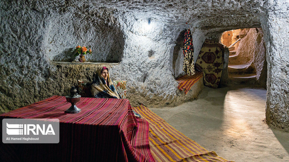 روستای صخره ای کندوان