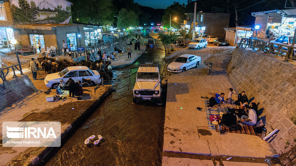 روستای صخره ای کندوان