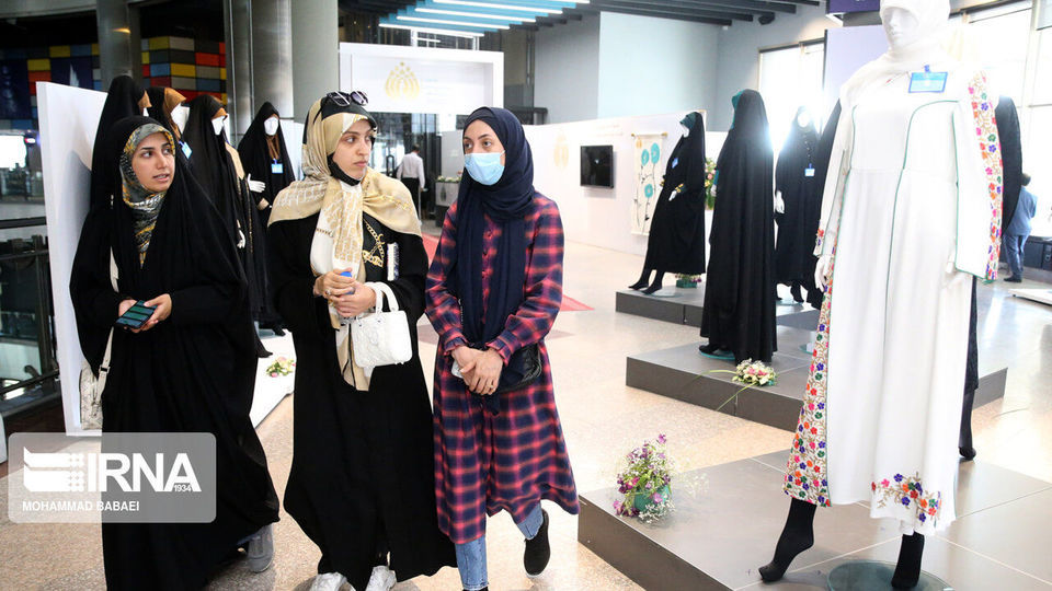 نمایشگاه یازدهمین جشنواره مد و لباس فجر 