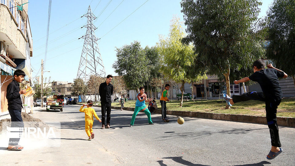 زندگی زیر دکل های فشار قوی