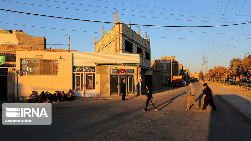 زندگی زیر دکل های فشار قوی