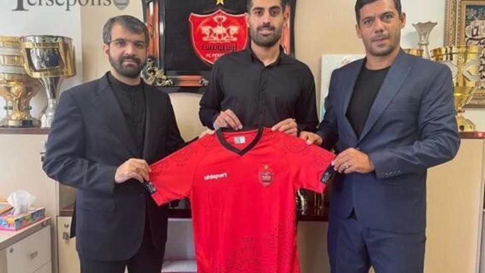 مدافع پرسپولیس رسما جدا شد