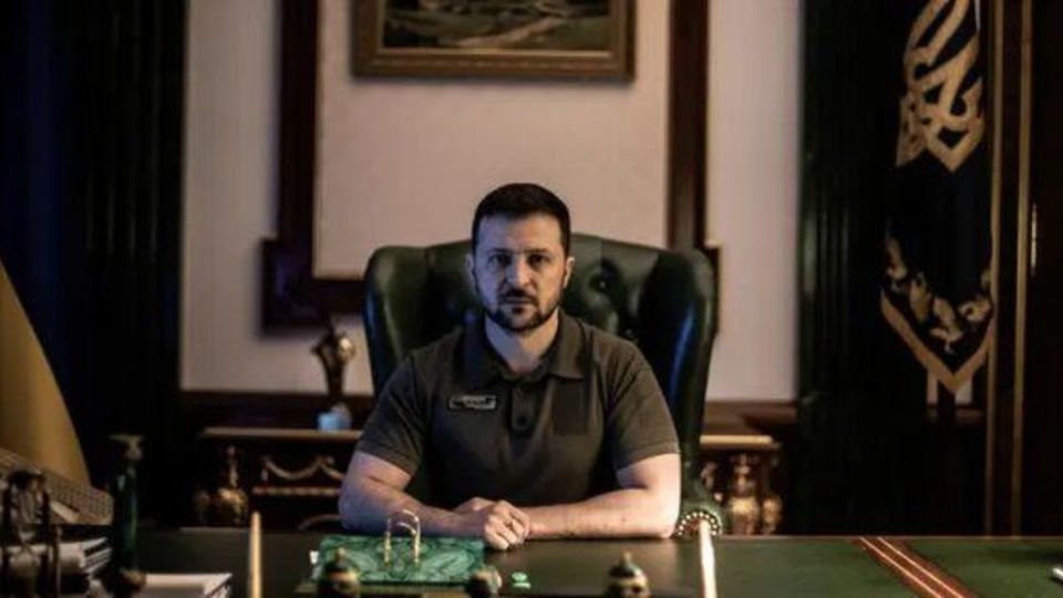 زلنسکی: آتش‌بس، بدون پس گرفتن اراضی از دست رفته شدنی نیست