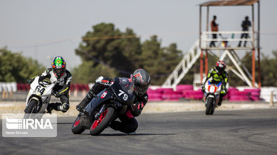قاب‌های جالب توجه از مرحله سوم مسابقات سوپربایک
