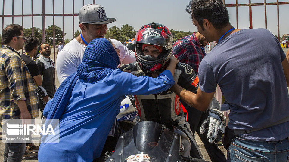 قاب‌های جالب توجه از مرحله سوم مسابقات سوپربایک