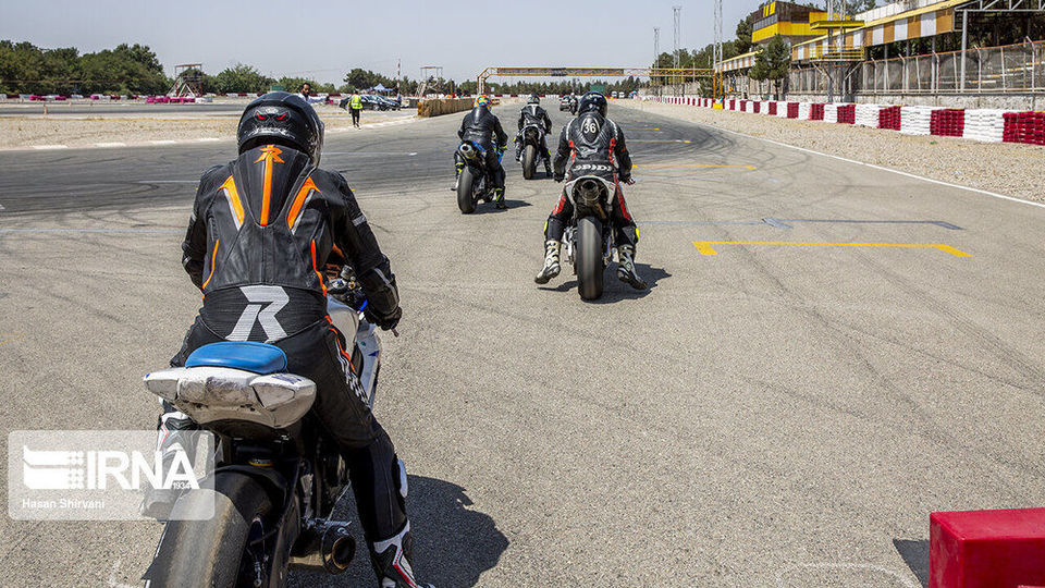 قاب‌های جالب توجه از مرحله سوم مسابقات سوپربایک