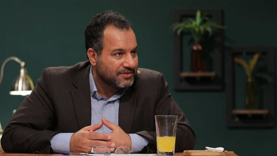 حجاب قانون است و باید محترم شمرده شود/ با قانون‌شکنی‌هایی که بعد امنیتی دارد برخورد شود