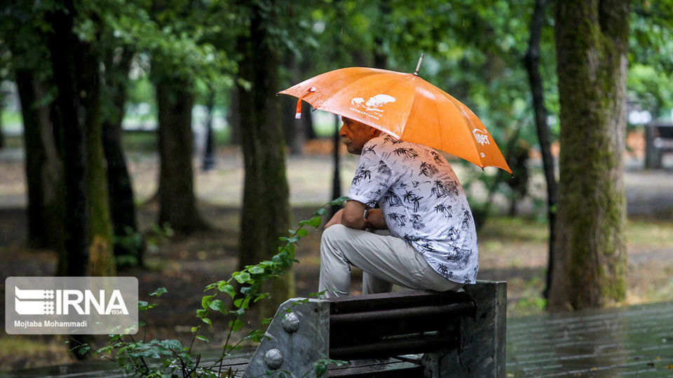 باران تابستانی در رشت