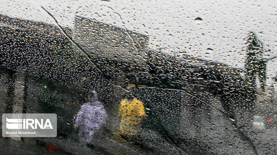 باران تابستانی در رشت