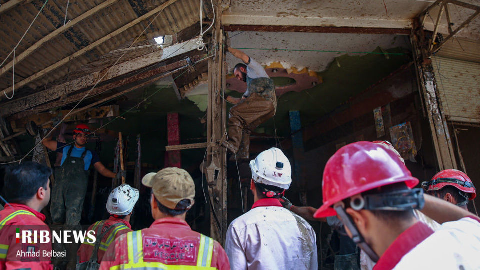 سیل در حرم مطهر امامزاده داوود (ع)