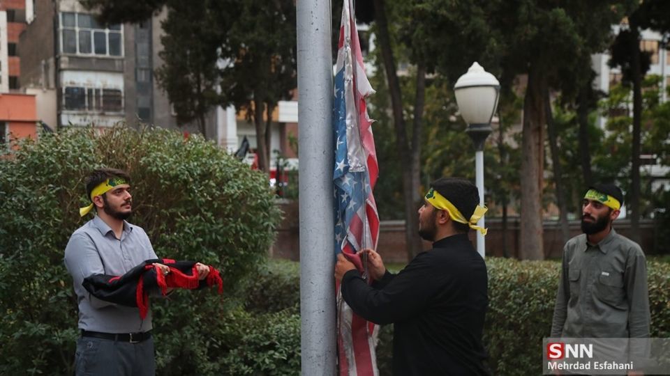  سفارت سابق آمریکا حسینیه شد 