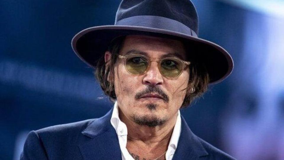 جانی دپ در چند ساعت ۳ میلیون پوند به جیب زد