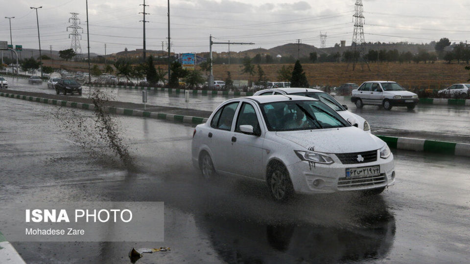 بارش باران تابستانه در مشهد