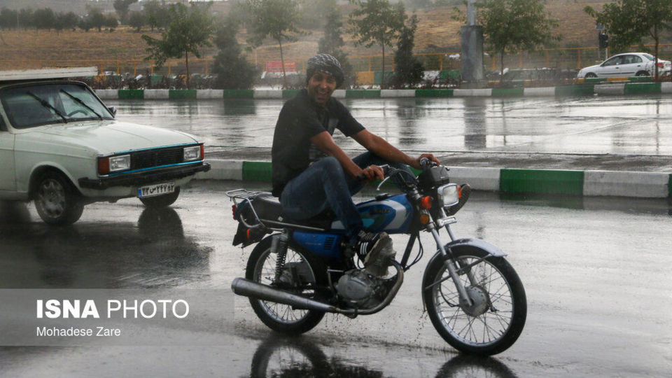 بارش باران تابستانه در مشهد