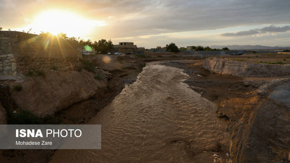 بارش باران تابستانه در مشهد