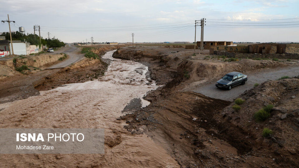 بارش باران تابستانه در مشهد