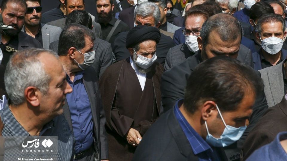 وداع با پیکر عادل آذر