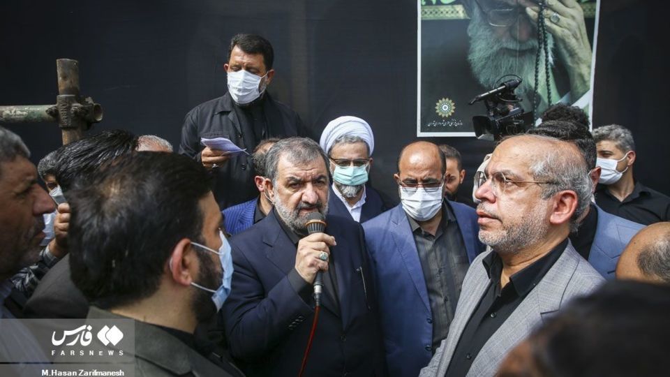 وداع با پیکر عادل آذر