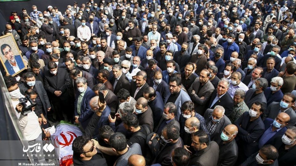 وداع با پیکر عادل آذر