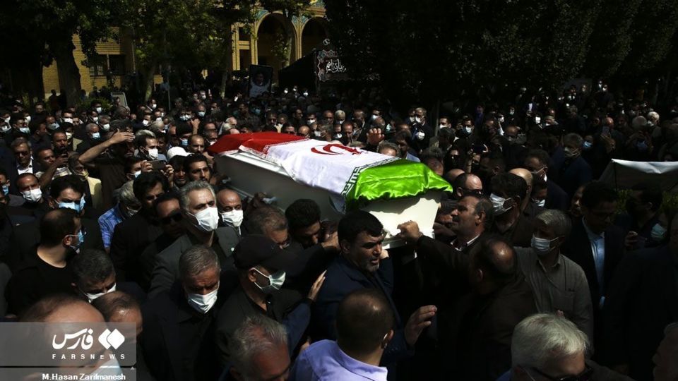 وداع با پیکر عادل آذر