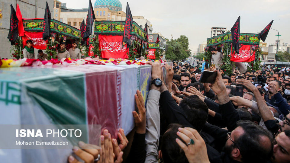 تشییع پیکر شهدای مدافع حرم در مشهد