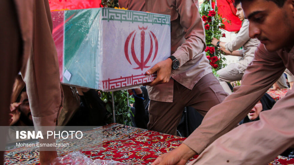 تشییع پیکر شهدای مدافع حرم در مشهد