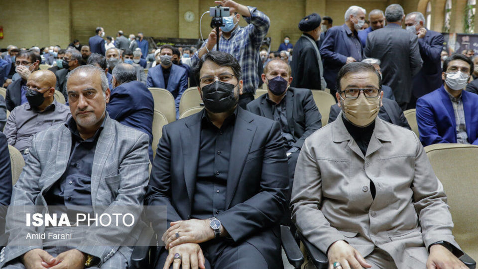 مراسم یادبود دکتر عادل آذر