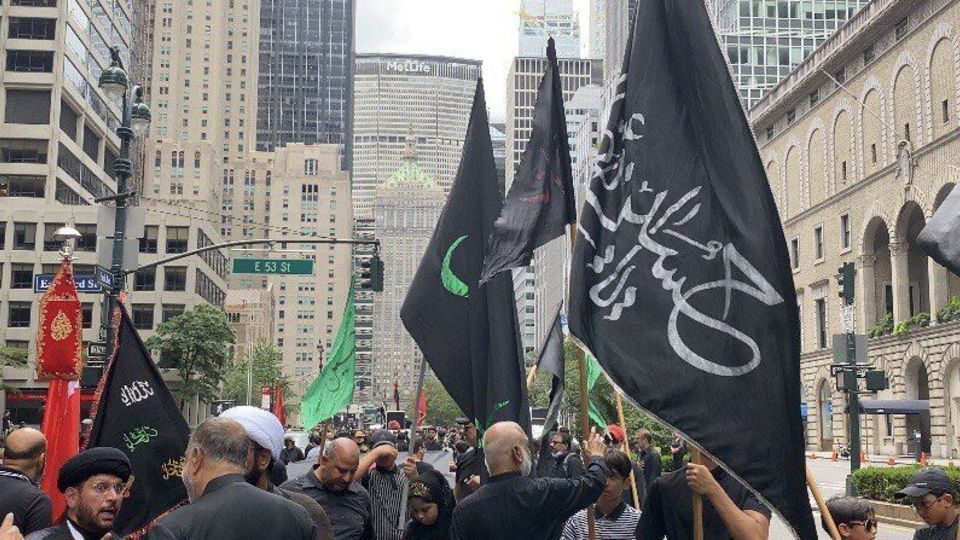 شور حسینی در "روز حسین" (علیه‌السلام) در قلب نیویورک