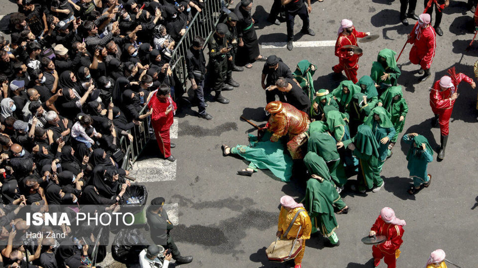 مراسم عزاداری روز عاشورا - چهارراه گلوبندک