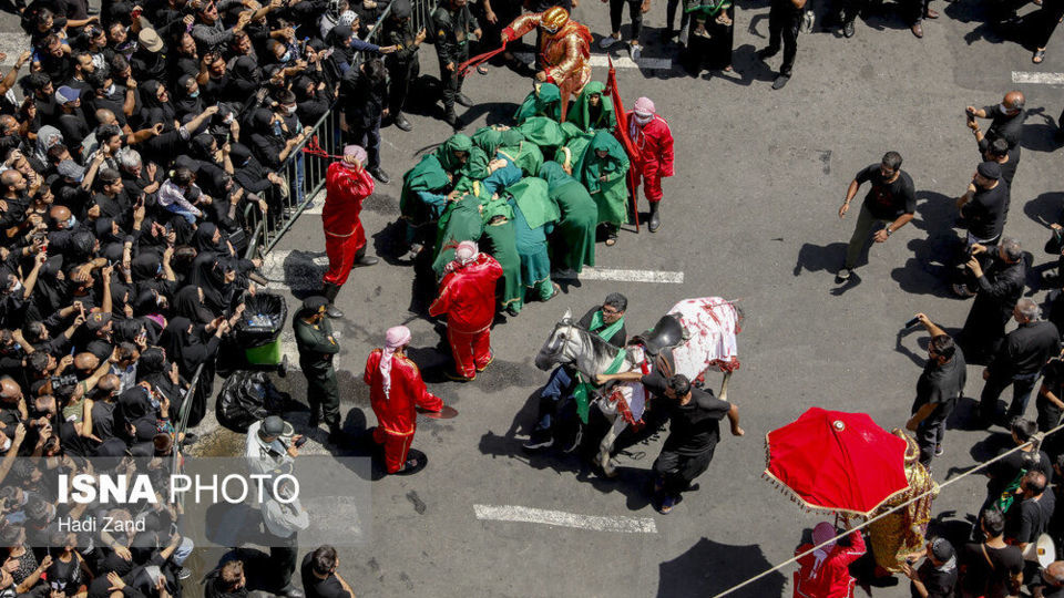 مراسم عزاداری روز عاشورا - چهارراه گلوبندک