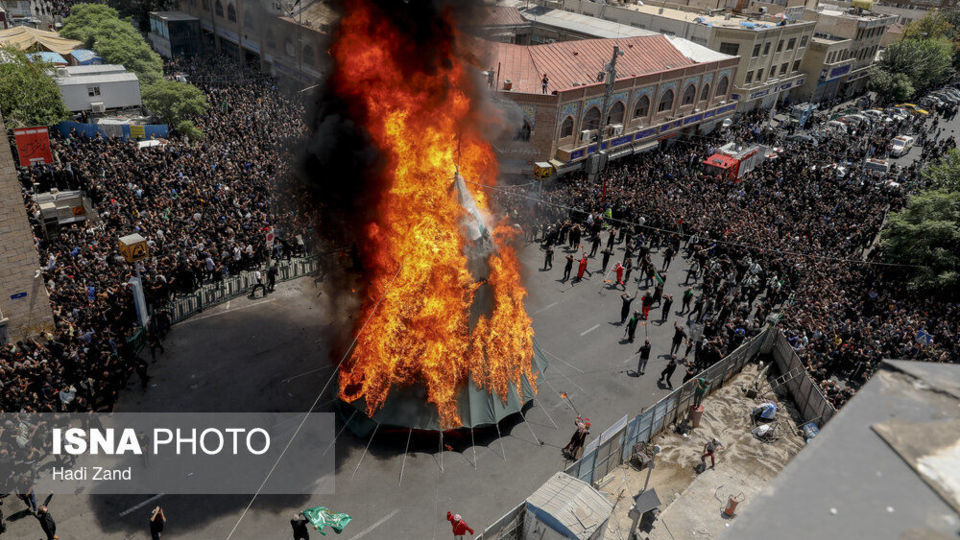 مراسم عزاداری روز عاشورا - چهارراه گلوبندک