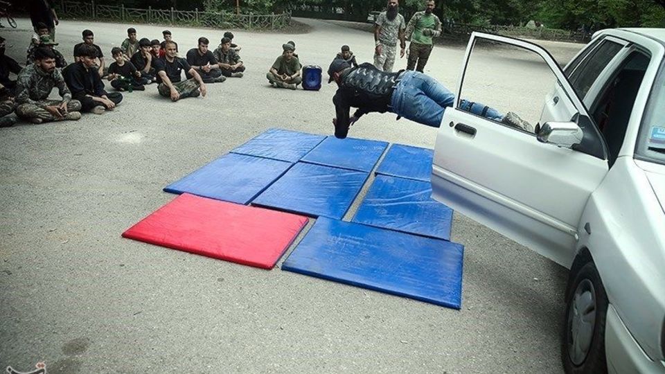  دوره ویژه زندگی در شرایط سخت و بقاء در طبیعت 