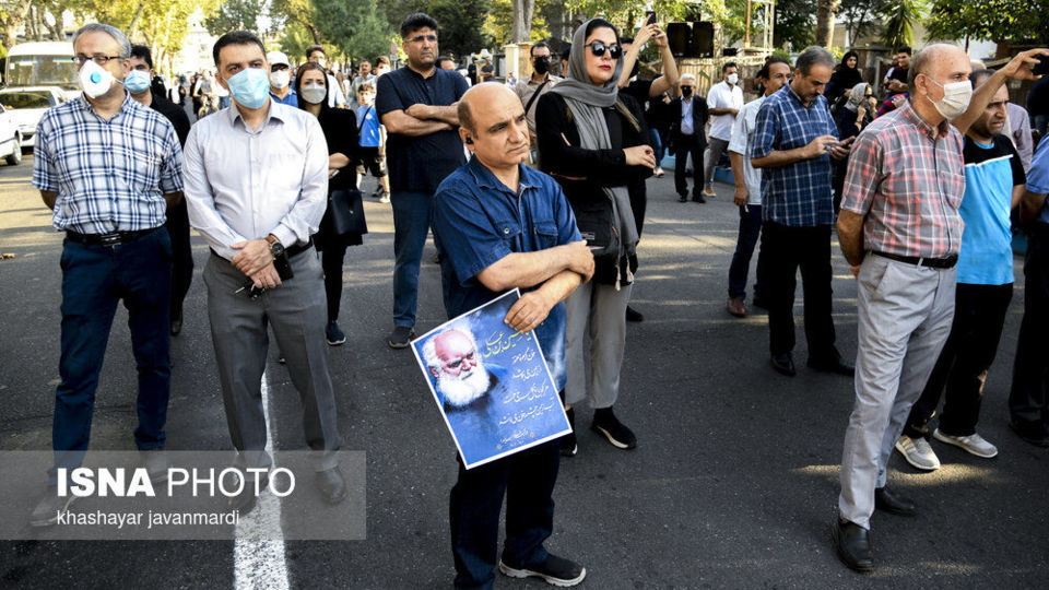 مراسم تشییع پیکر هوشنگ ابتهاج ـ رشت