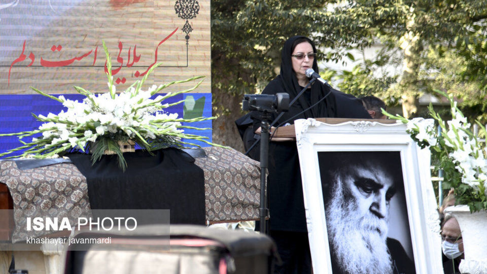 مراسم تشییع پیکر هوشنگ ابتهاج ـ رشت