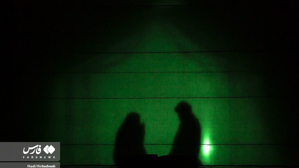 نمایش بزرگ میدانی تنهاتر از مسیح