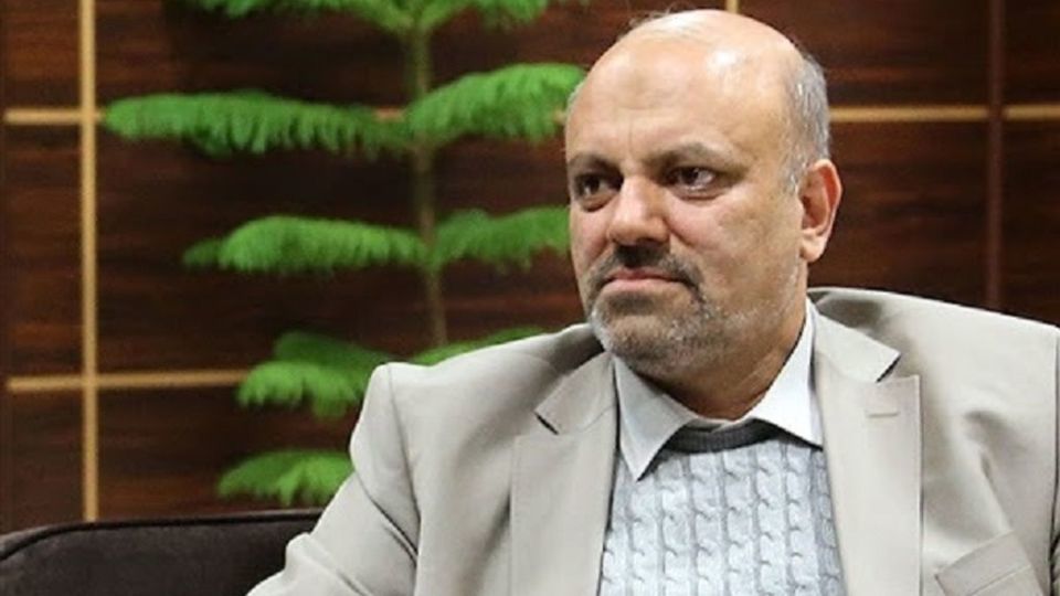 حقوق تمام معلمان افزایش می یابد