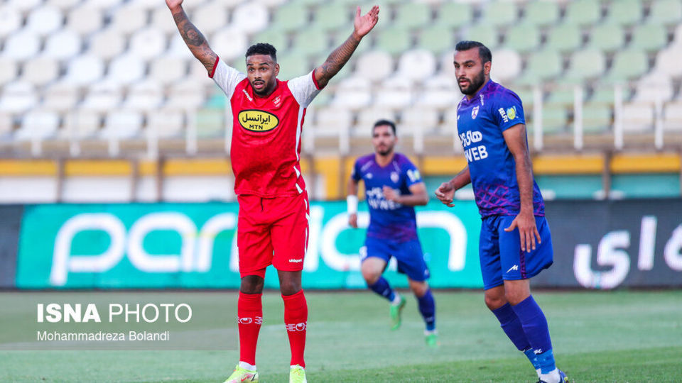 هفته پنجم لیگ برتر فوتبال؛ هوادار - پرسپولیس