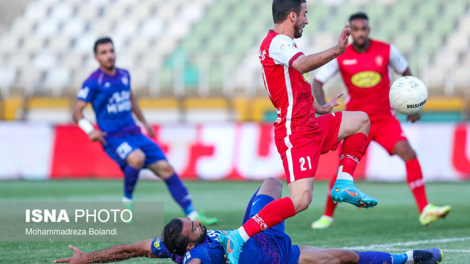 هفته پنجم لیگ برتر فوتبال؛ هوادار - پرسپولیس
