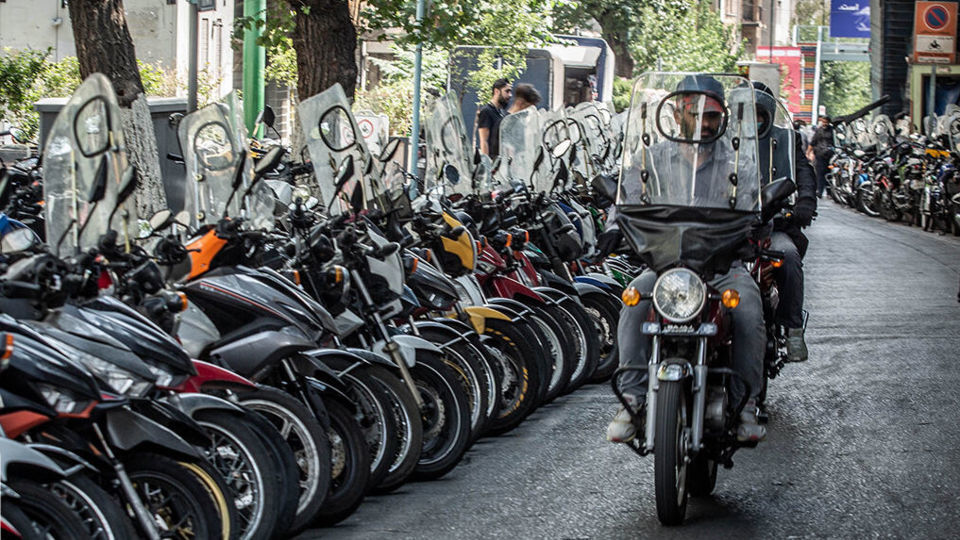 افشای رانت بزرگ در واردات موتورسیکلت در دولت قبل